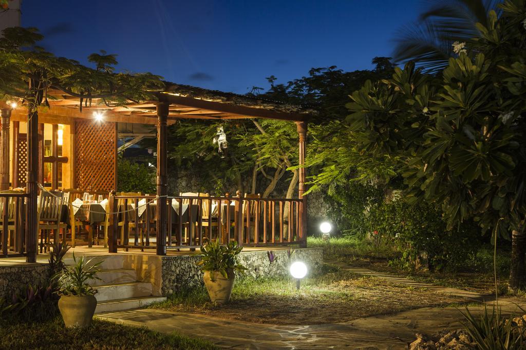 Crystal Bay Resort วาตามู ภายนอก รูปภาพ